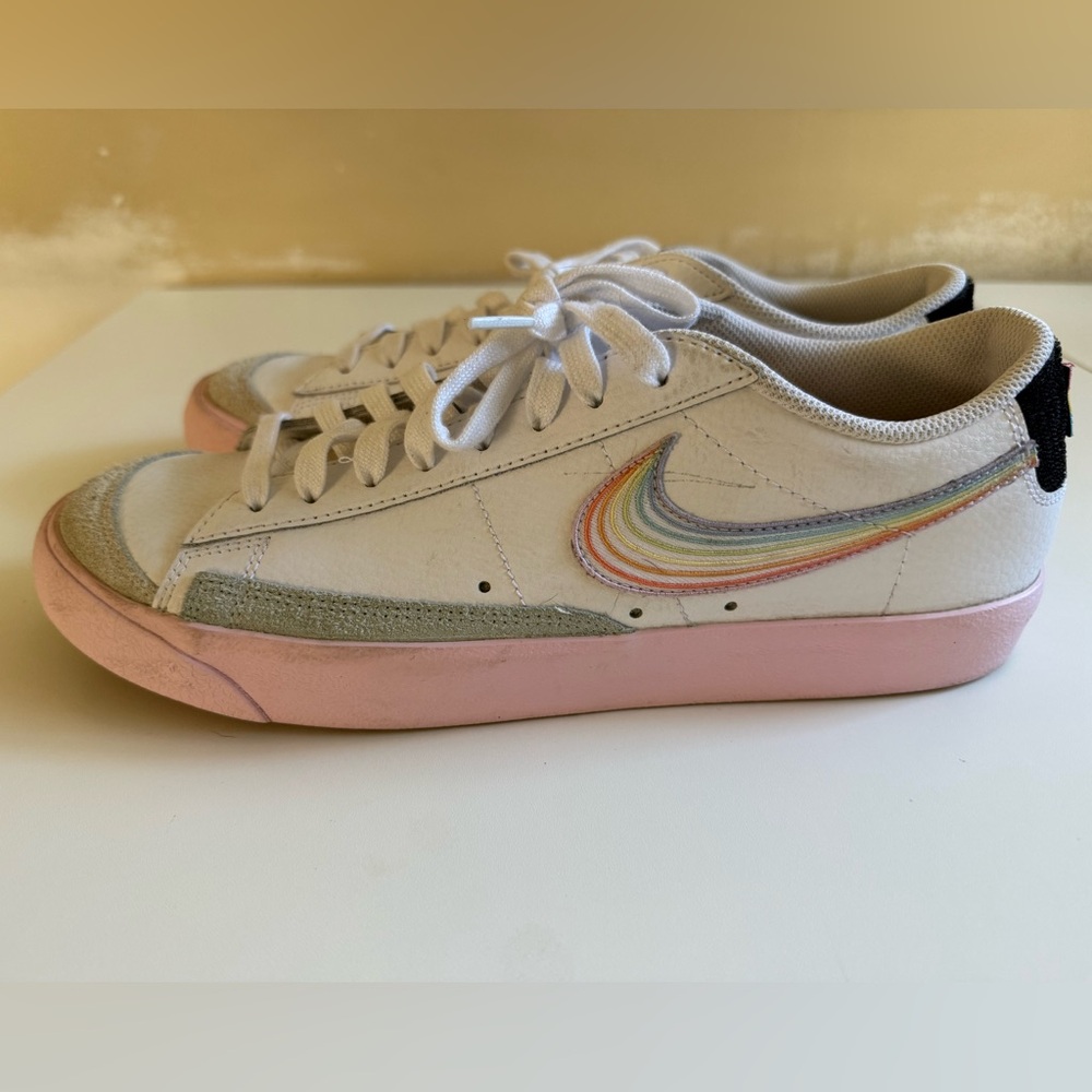 Nike PRIDE Blazer Men's Sneakers